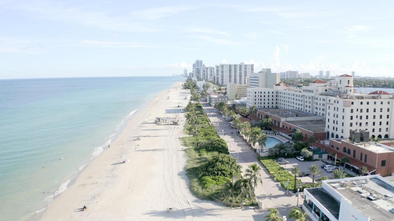 705 Partial Ocean View Hollywood Beach Apartment Дейния Бийч Екстериор снимка